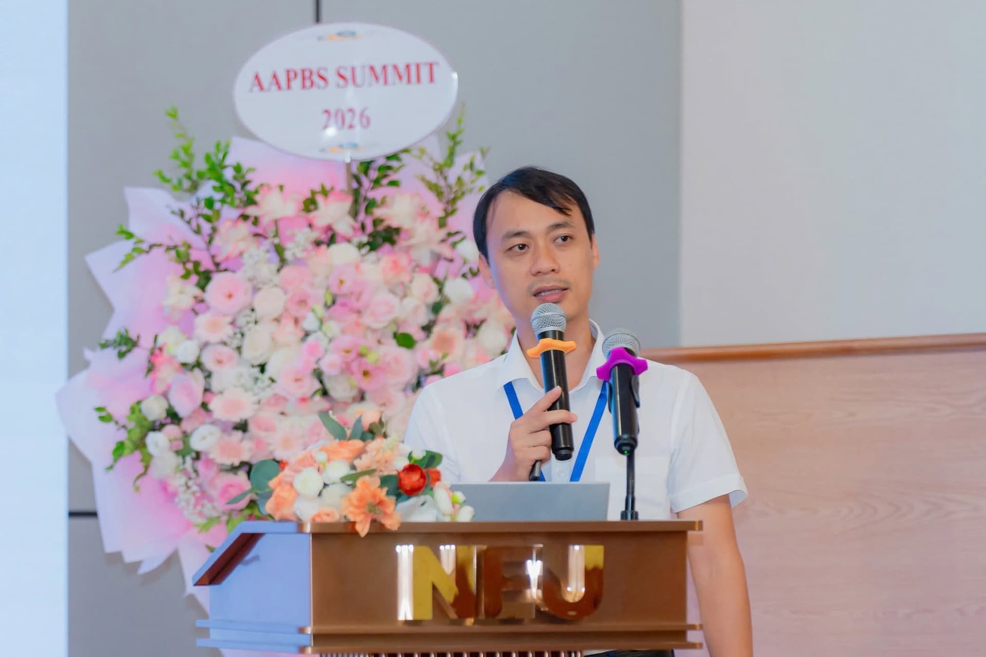 PGS.TS Hà Minh Hoàng chia sẻ về phát triển năng lực AI tại Hội thảo học thuật thường niên AAPBS 2026